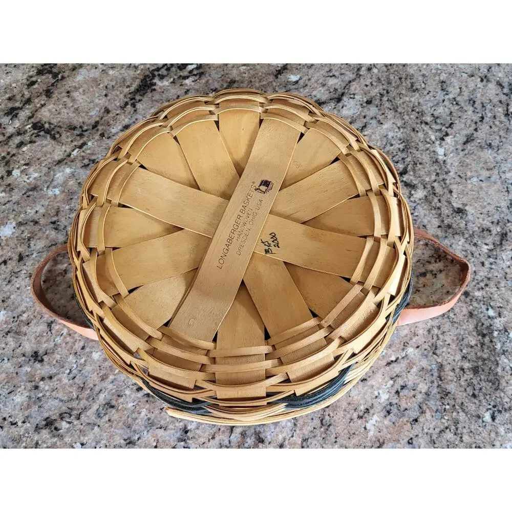 2000 Longaberger Basket Round Heartland Darning Basket 10